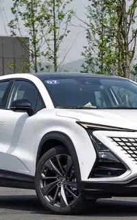 UNI-T چانگان 2025 / نقد و اقساط / خودرویی خیری377