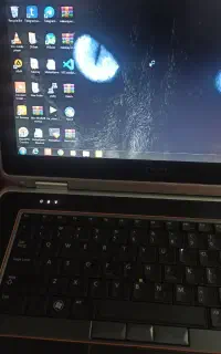 لپتاپ دل Dell سالم