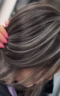رنگ مو،تتو ابرو و شیدینگ لب،پیرسینگ
