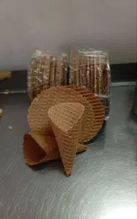 دستگاه نان بستنی ساز