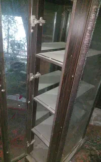 کمد سالم فروشی زیر قیمت گزاشتم