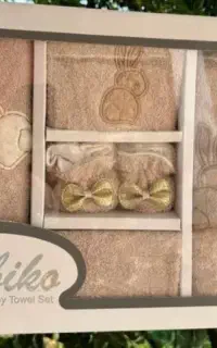 حوله نوزاد پنج تکه