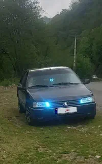 پژو ۸۱ 2000