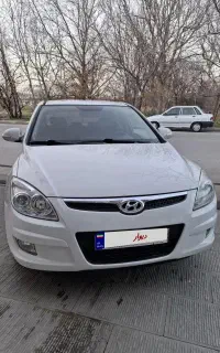 هیوندای i30