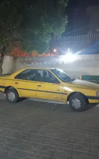 تاکسی داخل شهرخرمدره