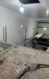 کاشی کاری و فنس کشی و بنایی