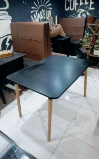 میز شیش نفره