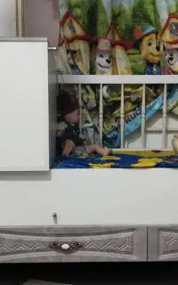 تخت کودک و نوجوان