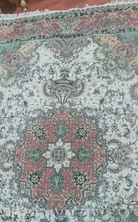 یک جفت فرش ماشینی ۹ متری تمیز