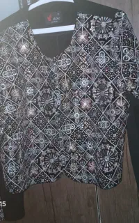 کت وشلوار  وجلیقه
