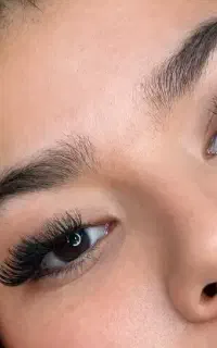 تخفیف اکستنشن مژه با متریال لوکس