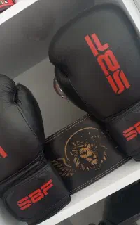 دستکش بوکس چرم اصل SBF