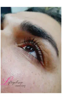 اموزش بامدرک و خدمات لیفت مژه ابرو