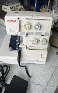 سردوز ژانومه ۴ نخ درحد نو((مشاوره قبل از خرید))