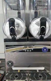 دستگاه یخ در بهشت ساز