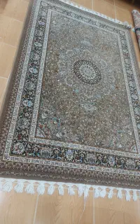 فرش ۴ متری