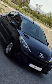 ۲۰۷ مدل ۱۳۹۷ دنده اتوماتیک کارخانه درحدصفر