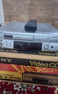 دستگاه سی دی  SONY