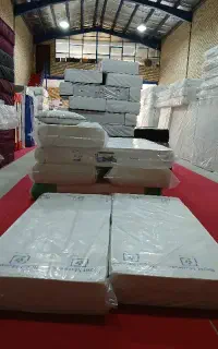 امپراطوری باکس و بالشت طبی میکروژل و تشک رویال
