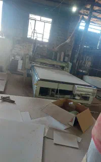 باسلام یک عدستگاه سی ان سی ووکیوم
