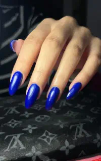 کاشت ناخن ۳۵۰