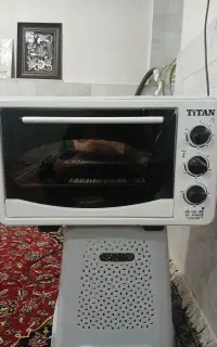 توستر تیتان