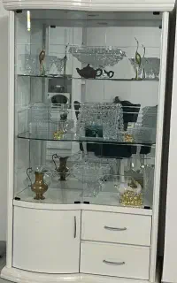 بوفه سفید با جنس چوب درجه یک