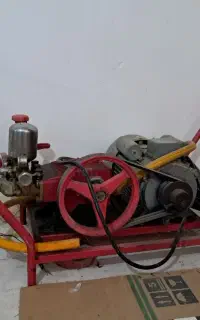 فروش یک دستگاه سمپاش برقی