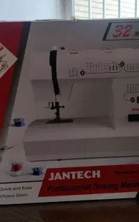 چرخ خیاطی ژانومه جانتک مدل 1222 کاملا نو