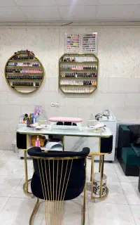 اجاره میز ناخن و نیازمند ناخنکارحرفه ای