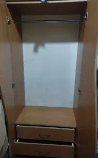 کمد لباسی کار کرده