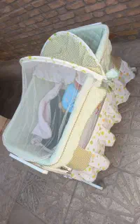 گهواره نوزاد