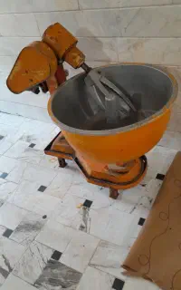 همزن یاخمیر گیر وسبزی خورد کن
