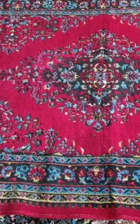 فرش کناره سالم و تمیز