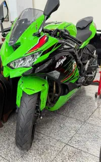 کاوازاکی zx25r چهار سیلندر