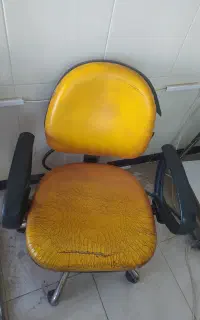 صندلی چرخ دار
