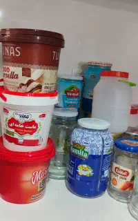 ظروف شیشه ای و پلاستیکی