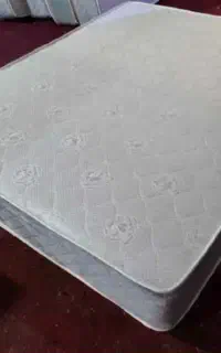 تشک تخت،وتخت دونفره وکمدودکورایستاده