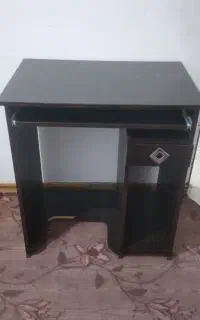 میزکامپیوتر کم جا