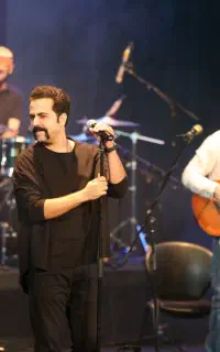 دو عدد بلیط ردیف اول کنسرت پالت