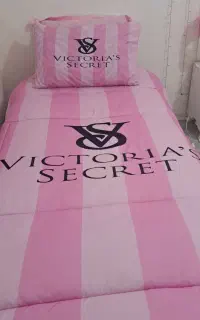 عکس اول فقط