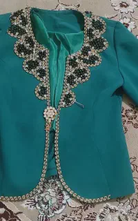 کت دامن سنگ کاری شده