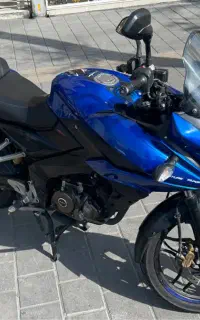 As 150  NS200 باجاج ان اس. ای اس