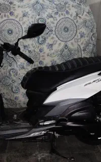 j200