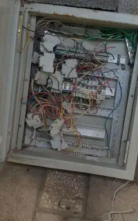 جعبه برق 30 عدد فیوز
