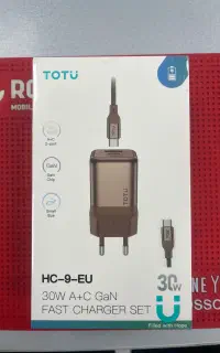 آداپتور همراه با کابل برند TOTU