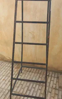 چهارپایه آهنی جنس خوب