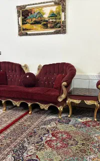 مبل راحتی و میز عسلی