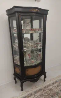 بوفه ایستاده