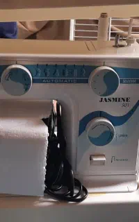 چرخ خیاطی کاچیران مدل یاسمین ۵۰۱